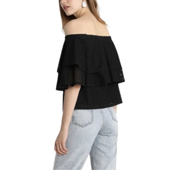 Banana Republic Womens Off The Shoulder Ruffle Blouse S Black Eyelet Feminine - Picture 3 of 14